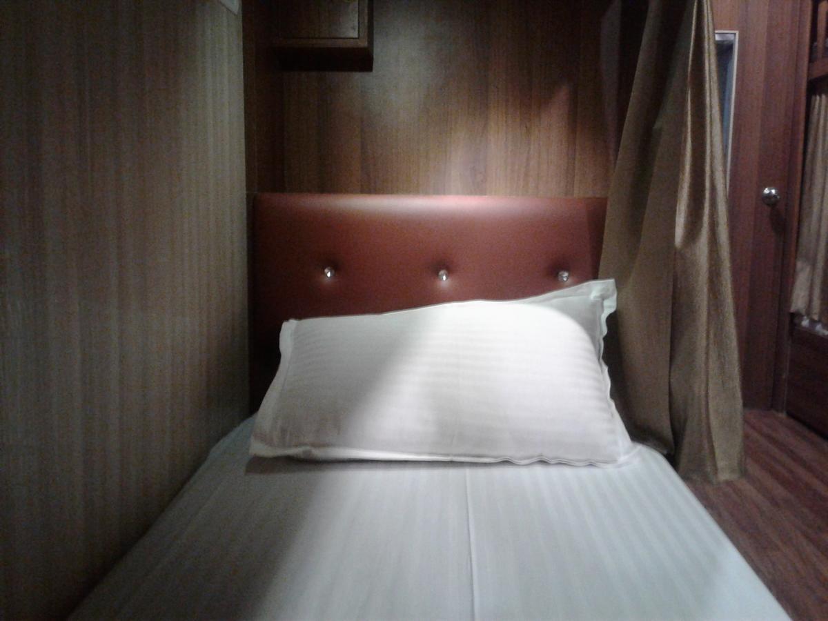 Classic Dormitory Мумбаї Екстер'єр фото