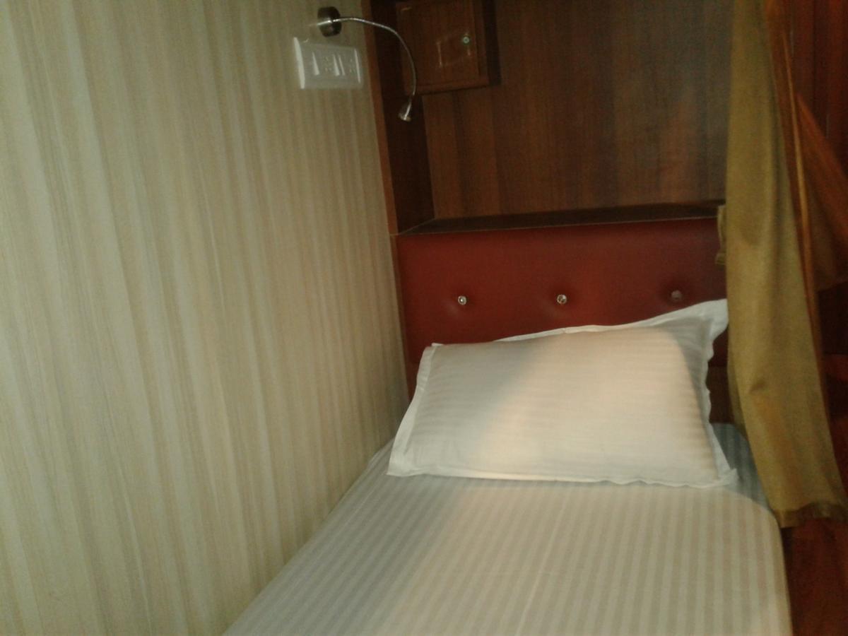 Classic Dormitory Мумбаї Екстер'єр фото