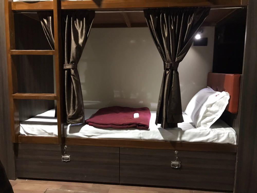 Classic Dormitory Мумбаї Екстер'єр фото